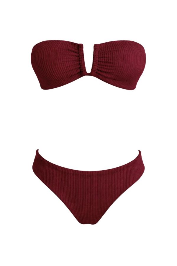 Vino Tinto Elite Bikini Bronceador